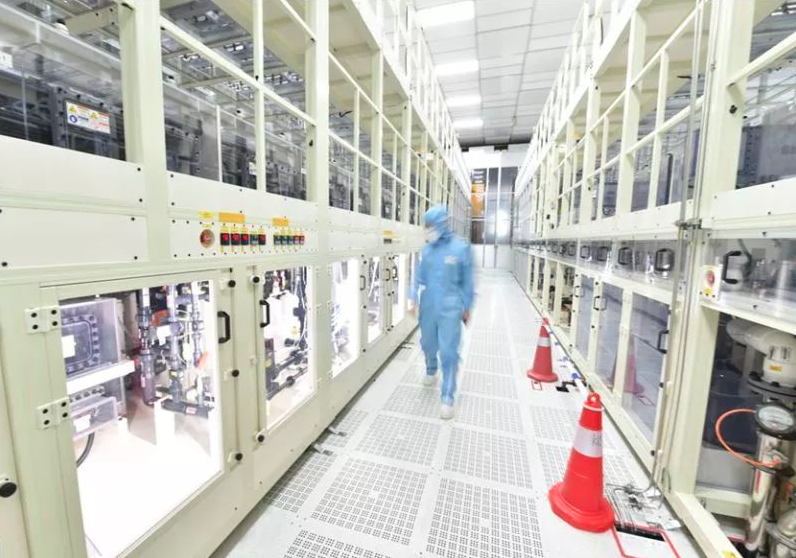 风淋门在柔宇生产线洁净车间的应用